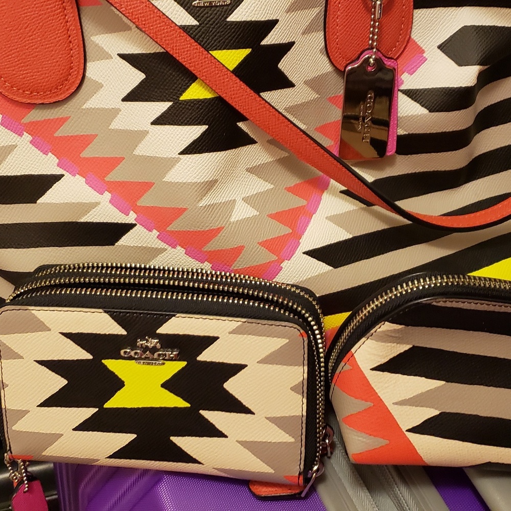 Coach tote set